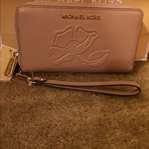 Nouveau Floral Michael Kors Fawn LG FL MF PHN CASE